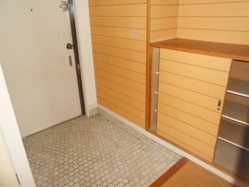 ライオンズマンション扇町 玄関
