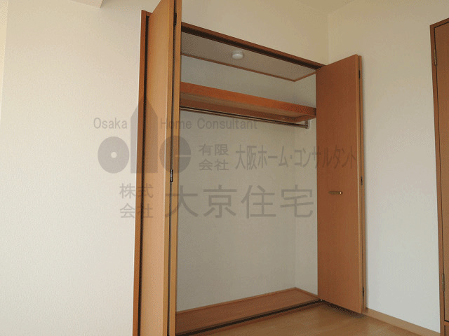 クレール東本町 収納