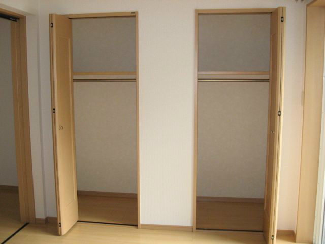 愛知県名古屋市西区中小田井２丁目 収納