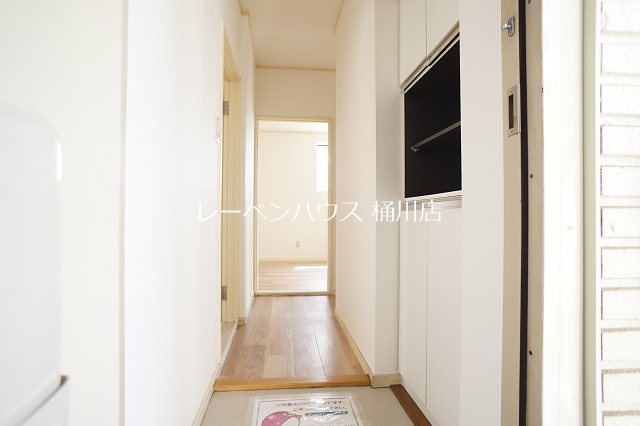 カネヤビル 玄関