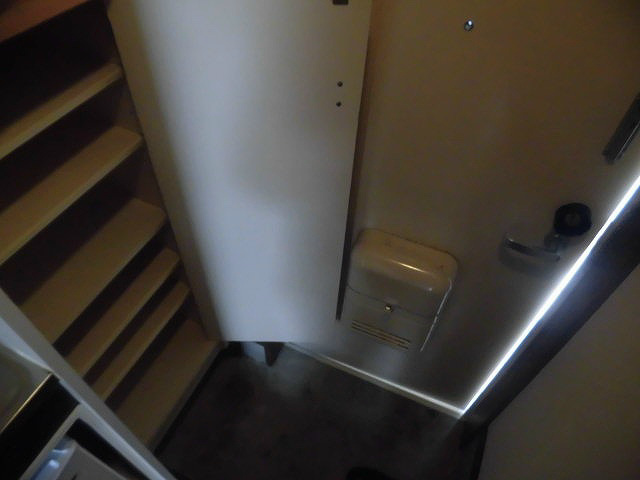 ドルフィン鎌倉3 玄関