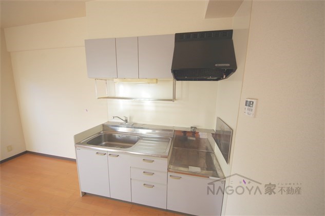 レージュ中根 キッチン