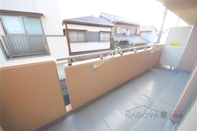 レージュ中根 ベランダ