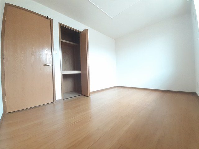 エスポワールドミールA ベッドルーム