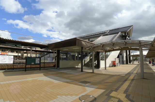 メゾネット土山 玄関