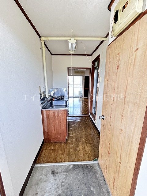ハイツ山崎 玄関