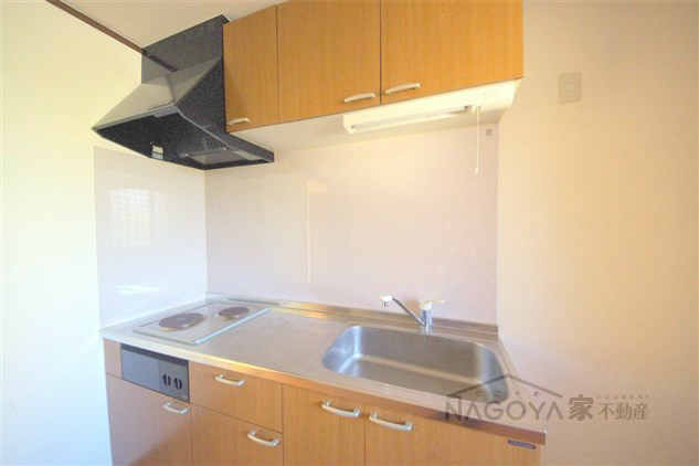 コーポリベルテ池下 キッチン