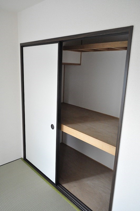 フジテラスB 収納