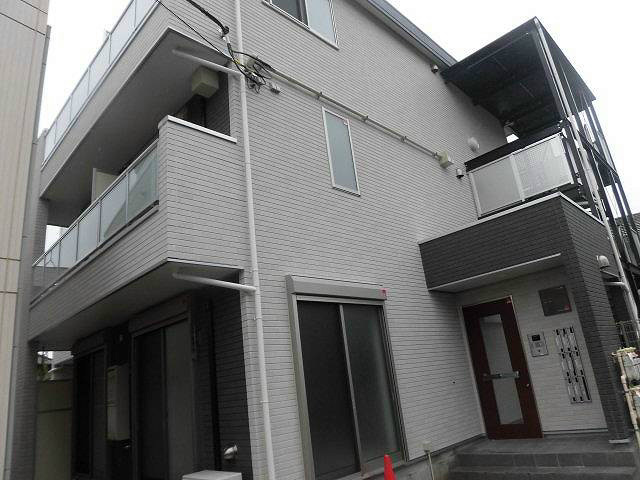 リブリ・小町 201号室 外観