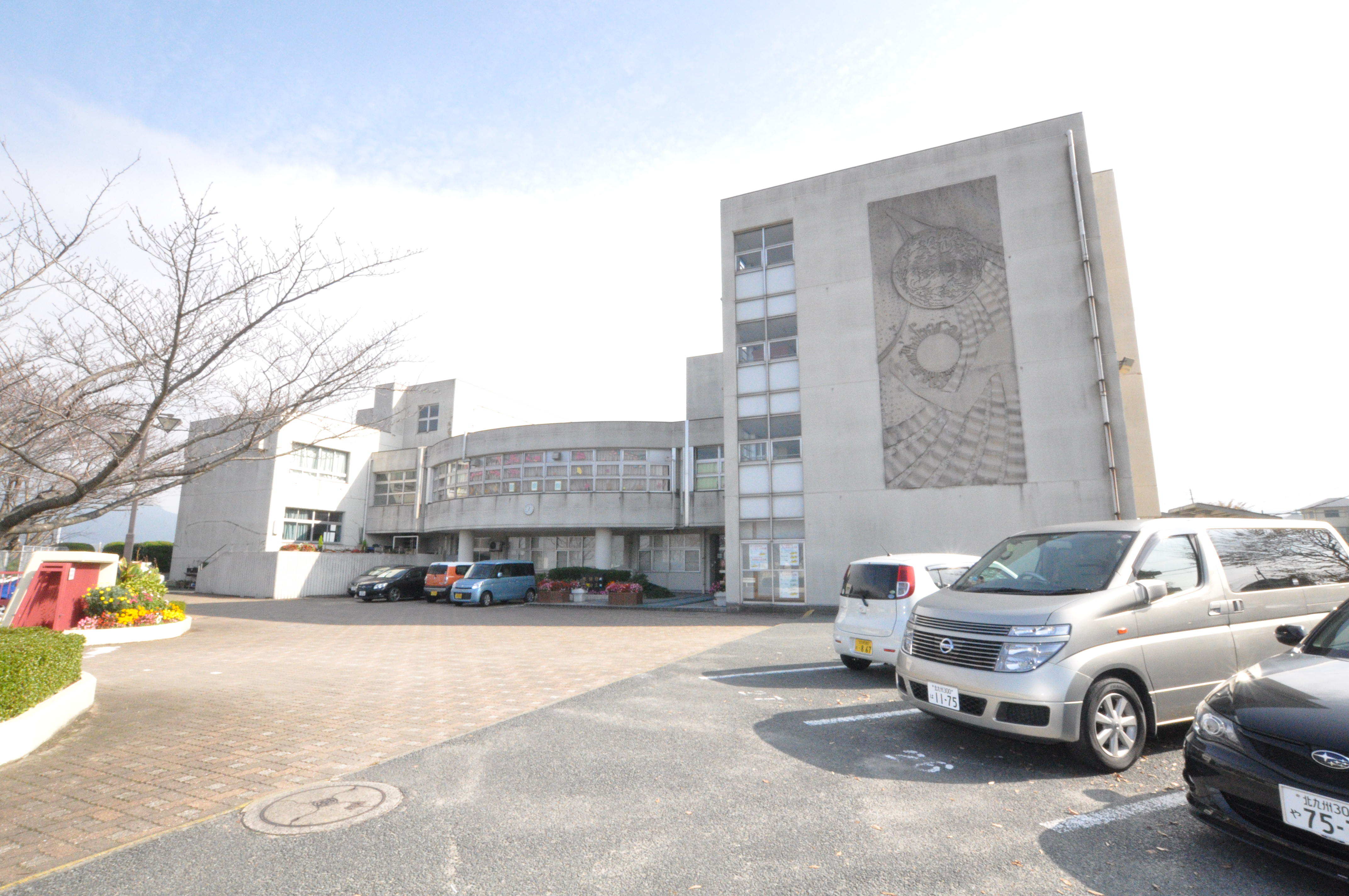 avance A 中学校