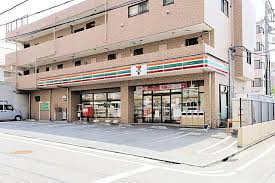 新吉田　光鱗荘 コンビニ