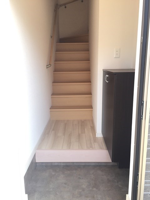 シャインメゾンⅡ番館 玄関