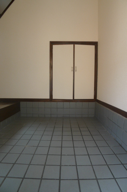 野口テラスハウス 玄関