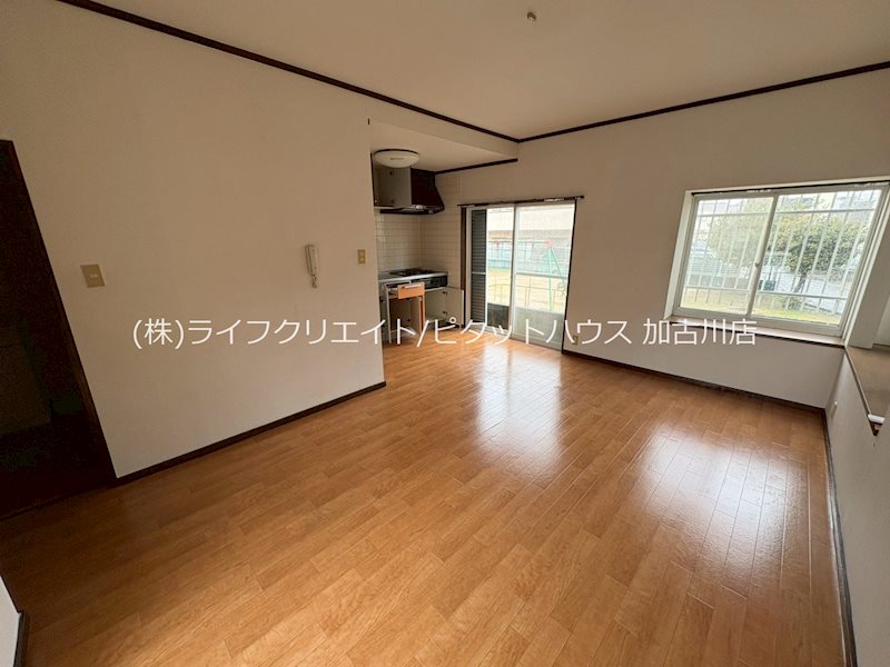 野口テラスハウス リビング