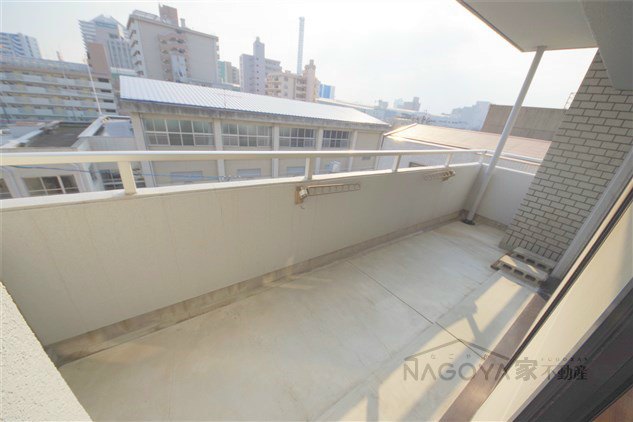 ロジェ新栄南 ベランダ