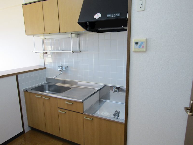 サプリーム新舞子 キッチン