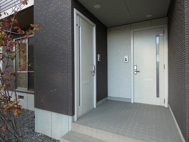 ボナールN エントランス