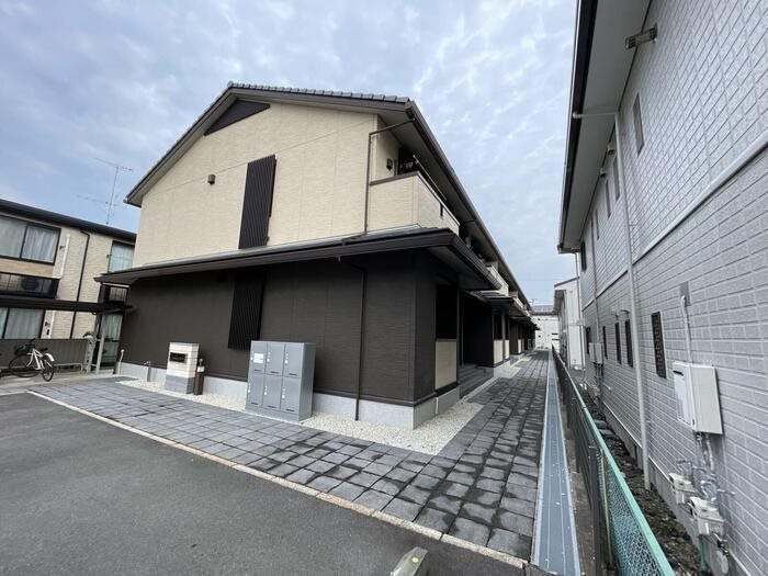 Les　Saison上岡田 211号室 外観