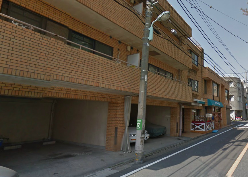 ベルエール桜台　駐車場 玄関