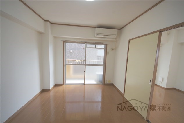 アイコービル ベッドルーム