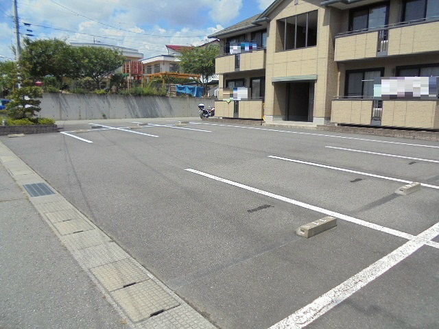 フィオーレ Ａ 駐車場