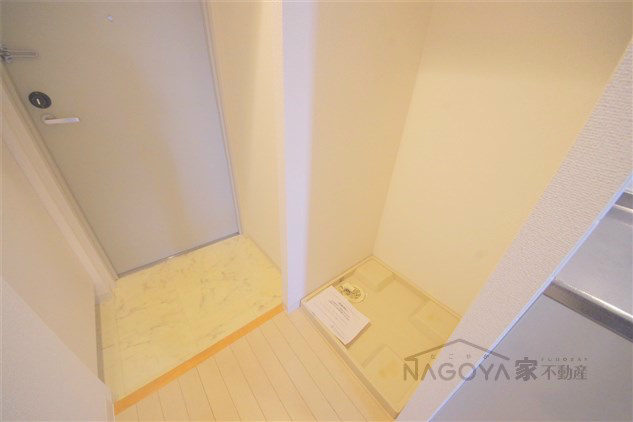 プロシード瑞穂 玄関