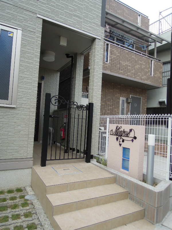 Montrose(モンローズ） エントランス