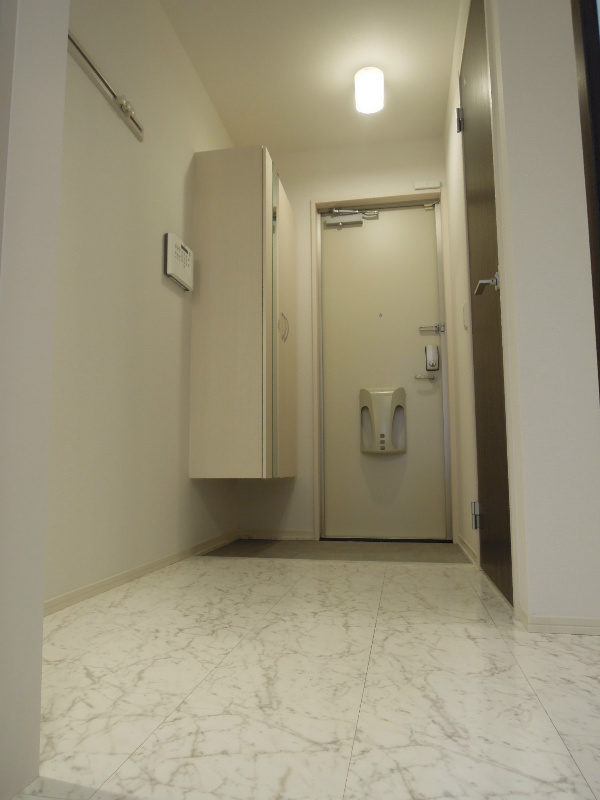 Montrose(モンローズ） 玄関