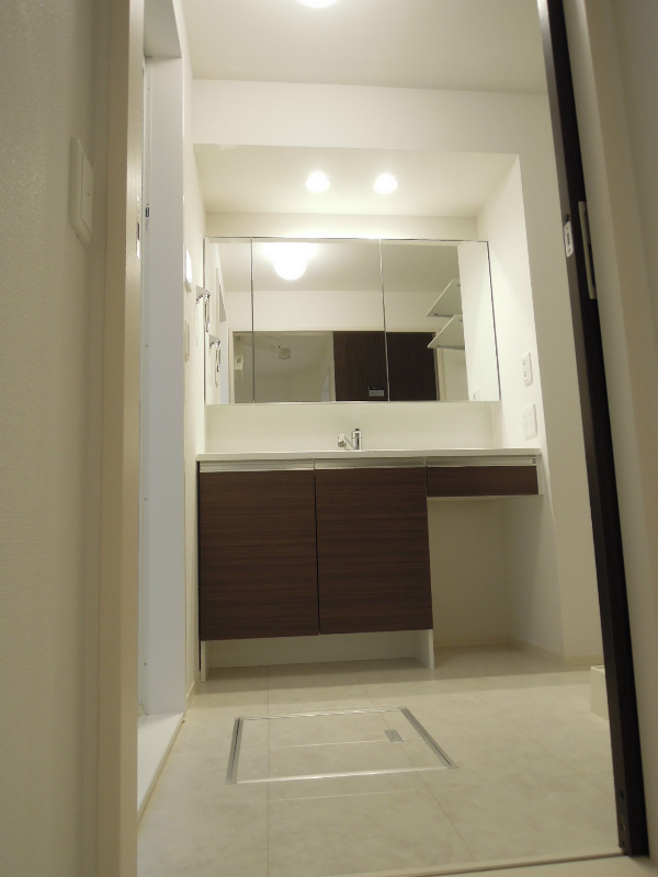 Montrose(モンローズ） 洗面所