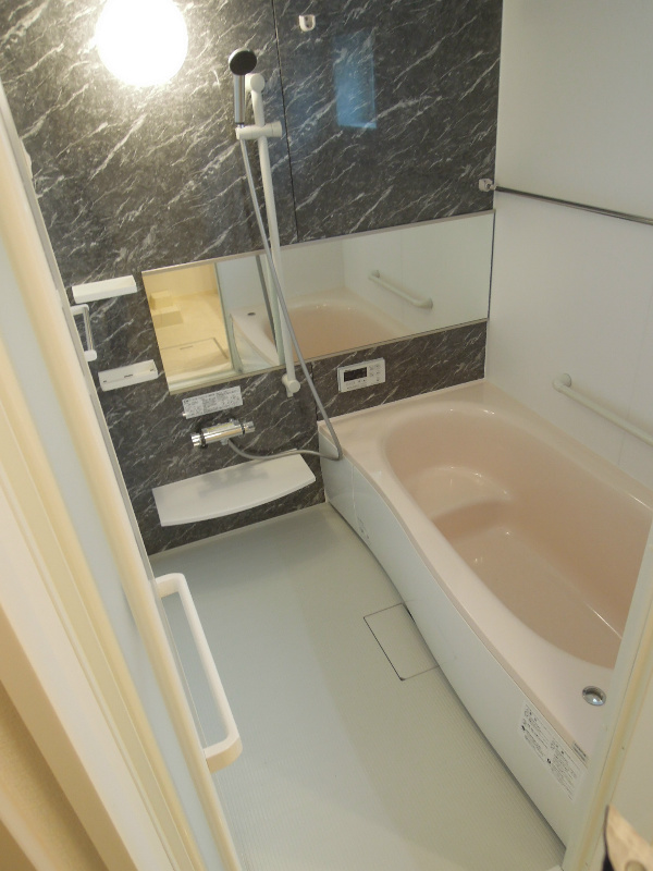 Montrose(モンローズ） 風呂画像