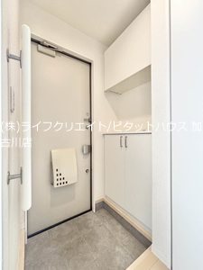 セントリビエ下滝野　Ｂ棟 玄関