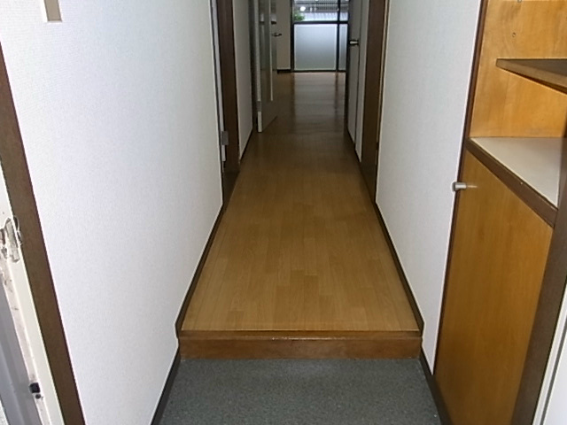 バーンフリート真上 玄関