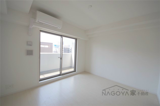 エディアン千種 リビング