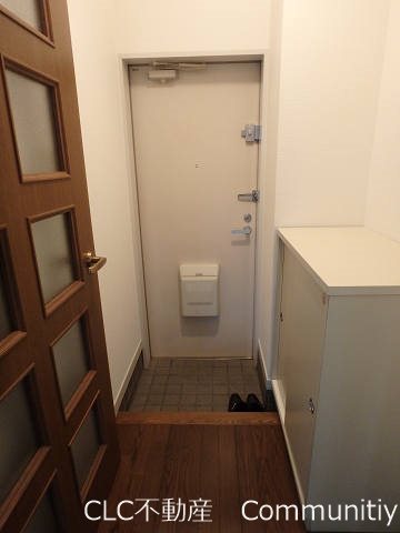 リヴェールＢ  玄関