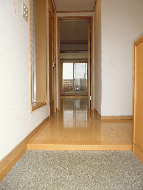 ヴィラカワサキ 玄関