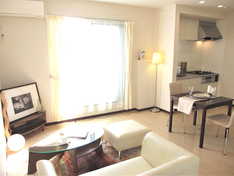 メゾンドマルシェ初台 302号室 外観