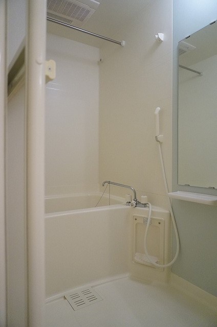 カルム・コリーヌ 風呂画像