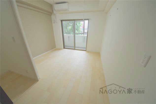 ＲＩＶＯ瑞穂通 リビング