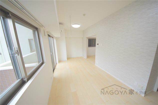 ＲＩＶＯ瑞穂通 リビング