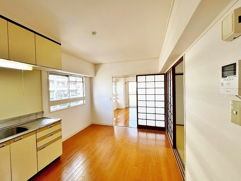 プランドール西小倉駅前 リビング