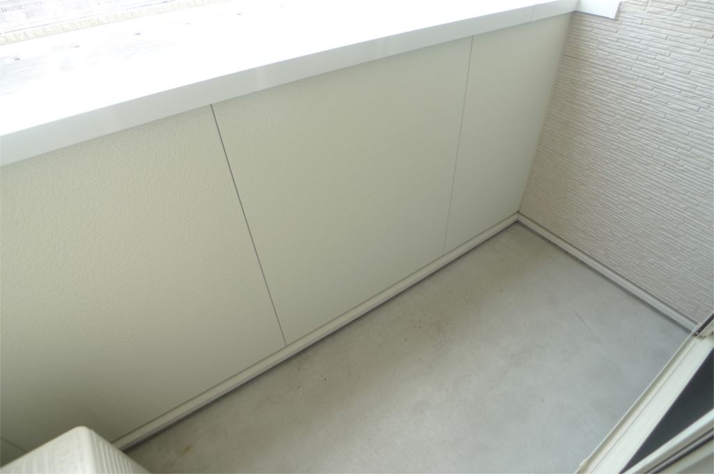 パイン　グローブ ベランダ