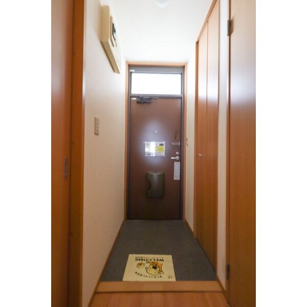 Y&amp;rsquo;ｓガーデン 玄関