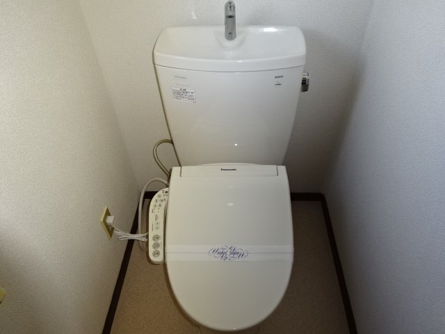 サンビレッジ三本柳Ｂ棟 トイレ