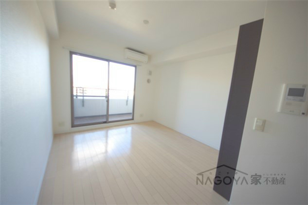 ＮＳ　ＺＥＡＬ大曽根 リビング