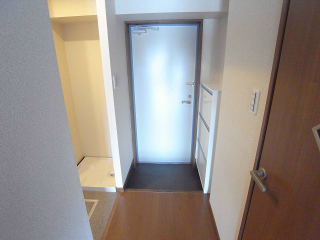 愛知県名古屋市名東区本郷２丁目 玄関