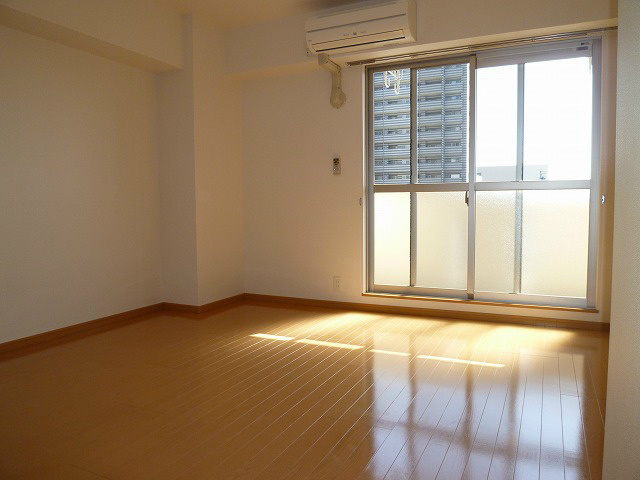 メルベーユ　新鎌 リビング