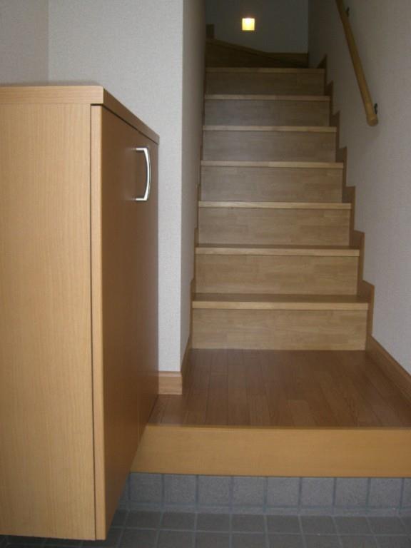 アムール魚住 玄関