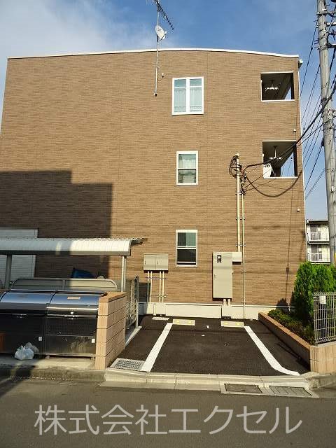 カーサセレノ 駐車場