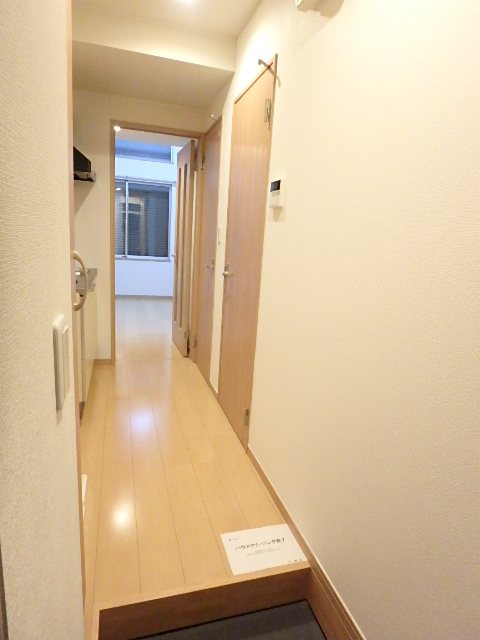 ブリーズフォーレ 玄関