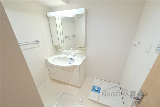 Gramercy Shirakawa Koen その他1